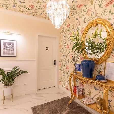 Crys: Rooms, Holiday, Business Verona Bagian luar foto