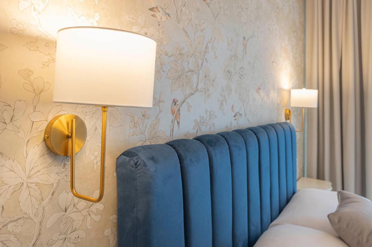 Crys: Rooms, Holiday, Business Verona Bagian luar foto