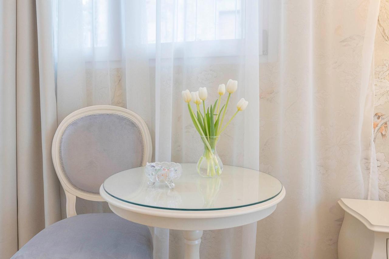Crys: Rooms, Holiday, Business Verona Bagian luar foto