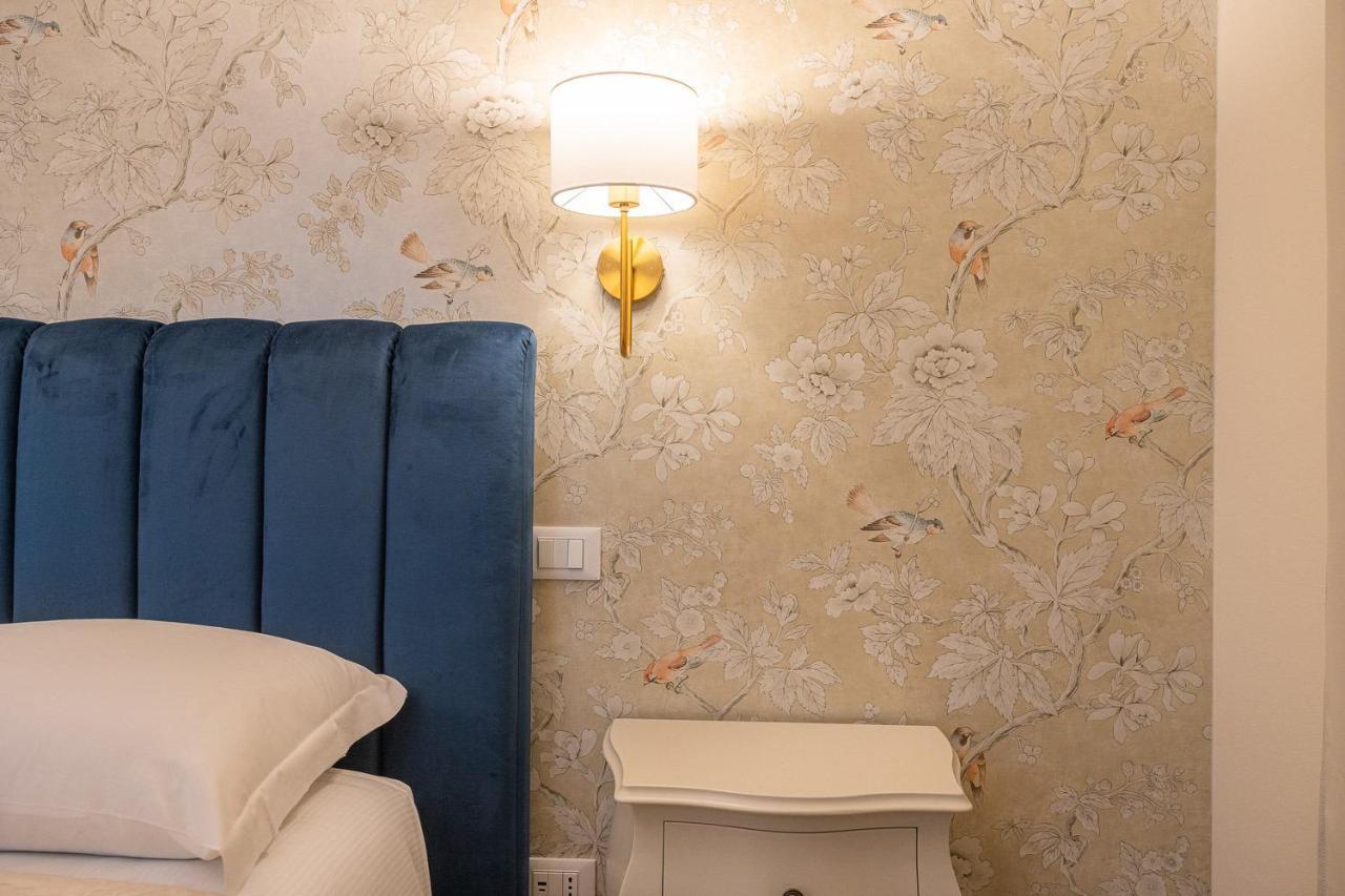 Crys: Rooms, Holiday, Business Verona Bagian luar foto